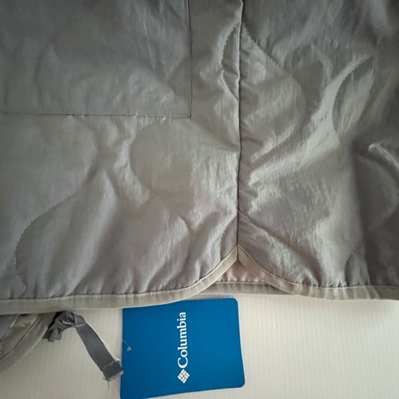 Columbia Water-Repellent Wind-Resistant Quilted Insulated Light Weight Vest XXL - Picture 13 of 16